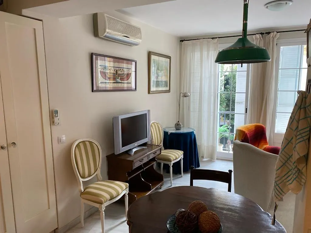 Downtown Cozy Apartment For Four 세비야